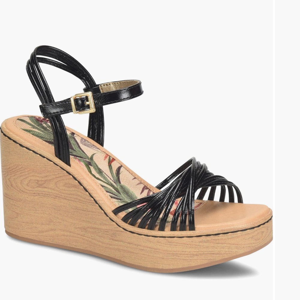 Black Strappy Wedge Sandals BOC BY BORN Catalina platform wedge